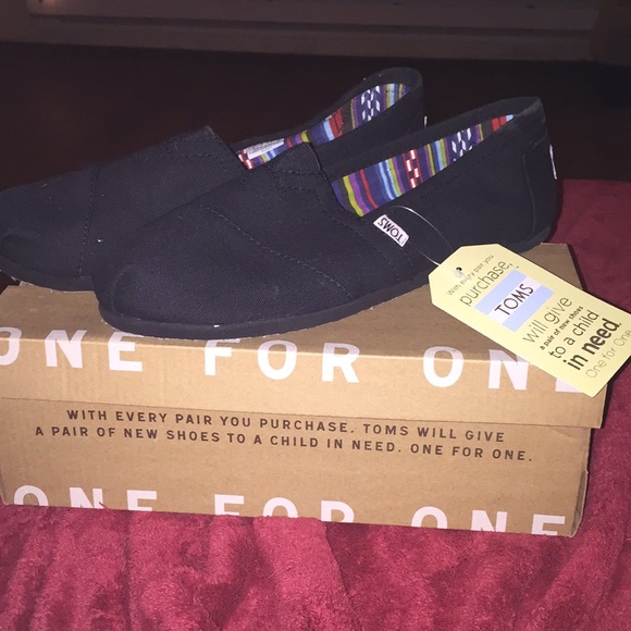 Toms Shoes - Brand New Black Toms